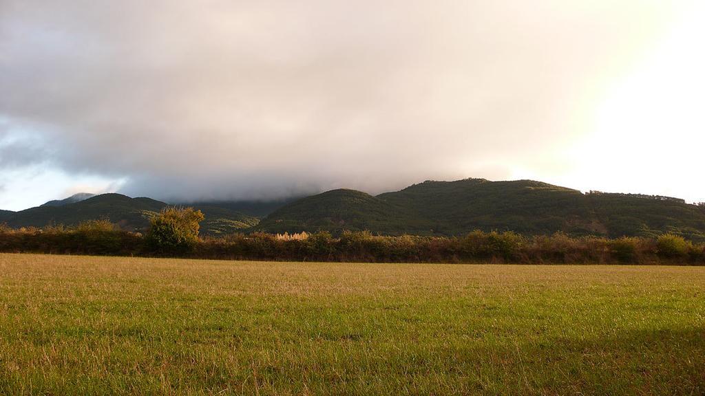 Camping Ain Jaca Exteriör bild