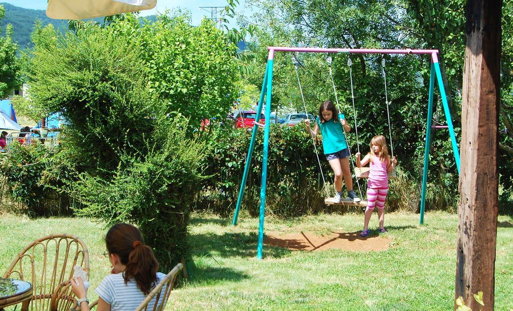 Camping Ain Jaca Exteriör bild